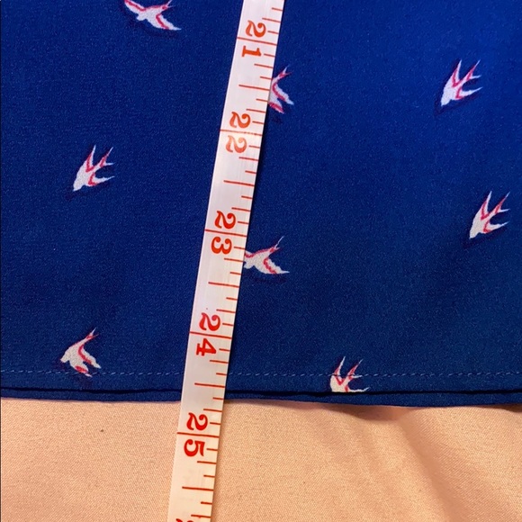 Banana Republic/ blue bird blouse - Picture 7 of 9